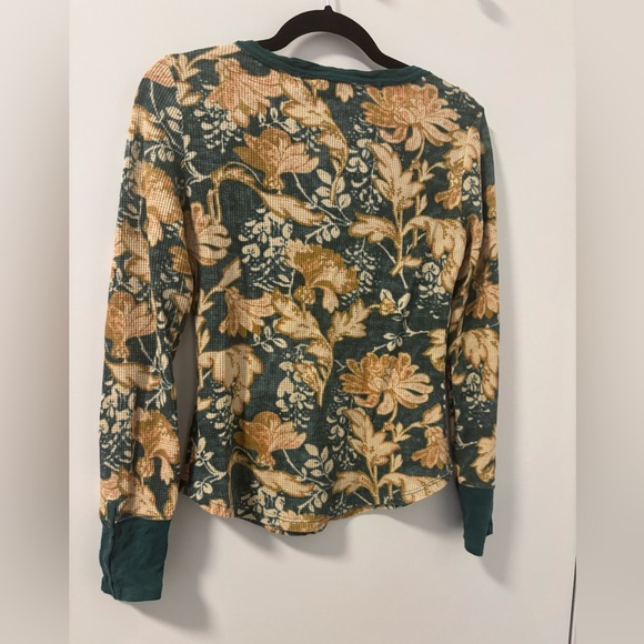 Pilcro Green and Yellow Fitted Long Sleeve Blouse - Picture 2 of 3